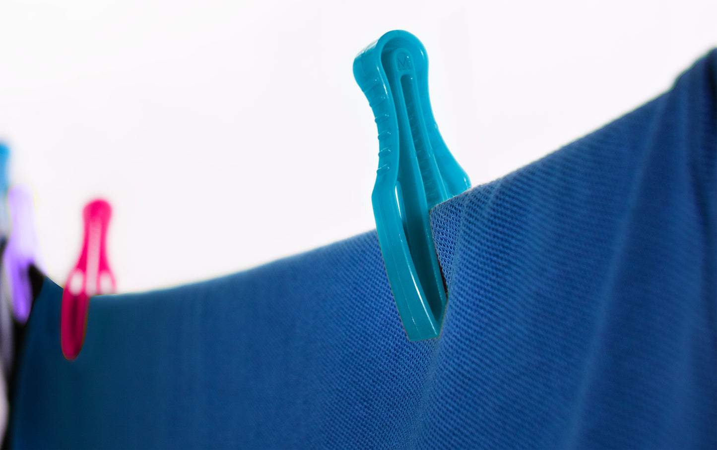 مشابك التمساح علبة 30 قطعة